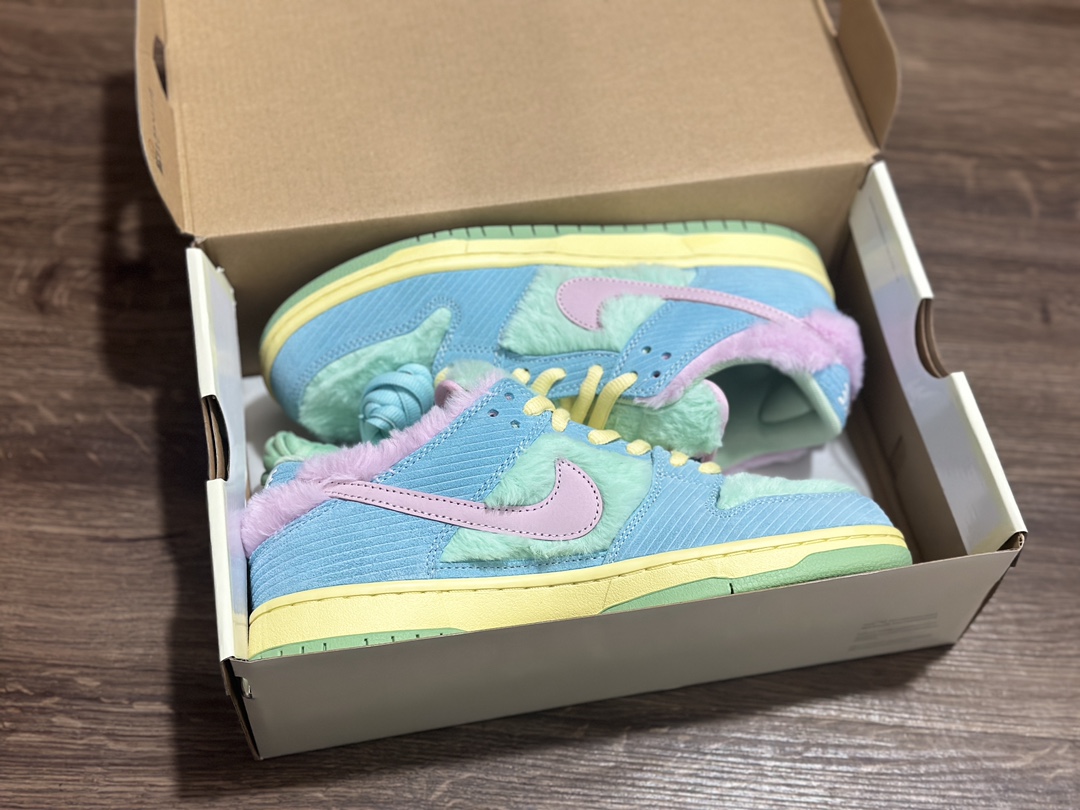 400 Verdy x Nk SB Dunk Low ”Visty” 联名款 毛绒玩具SB低帮休闲板鞋 FN6040-400