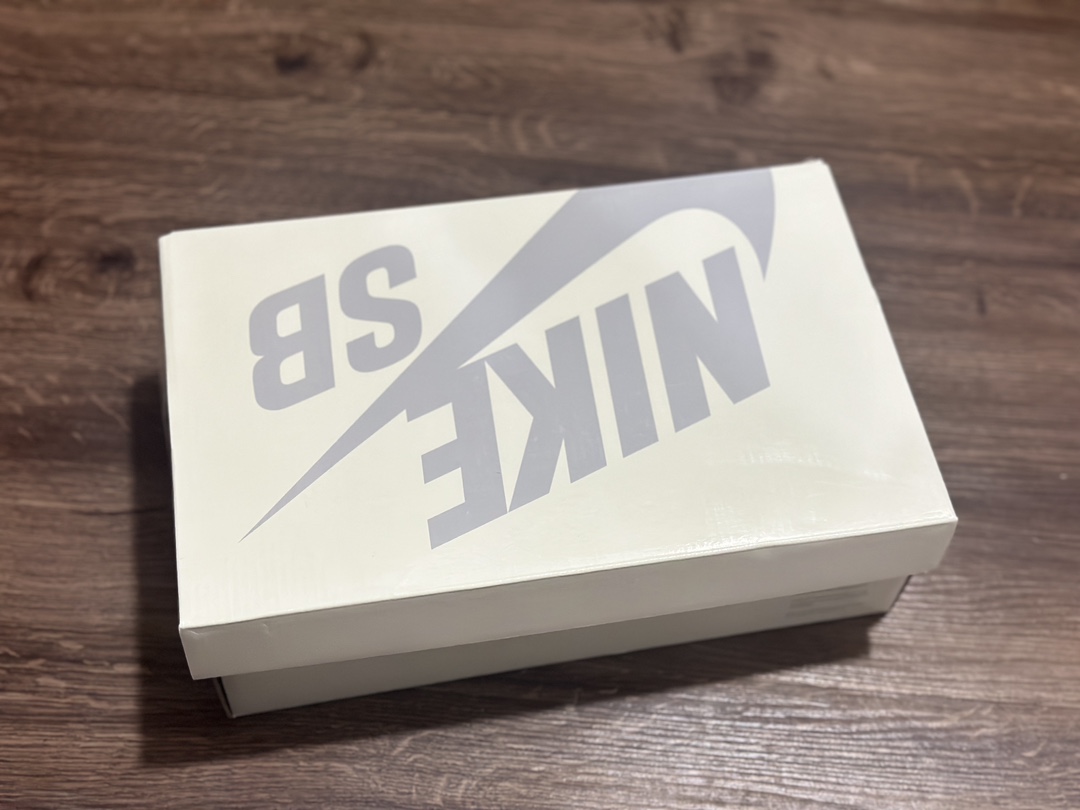 400 Verdy x Nk SB Dunk Low ”Visty” 联名款 毛绒玩具SB低帮休闲板鞋 FN6040-400