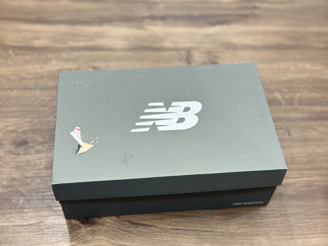 New Balance 1906系列复古老爹风休闲运动慢跑鞋 M1906MD