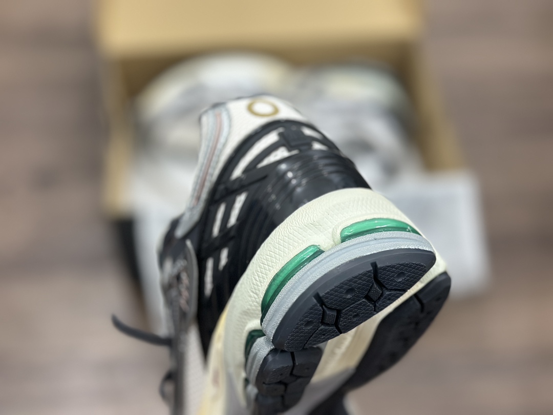 New Balance 1906系列复古老爹风休闲运动慢跑鞋 M1906MD