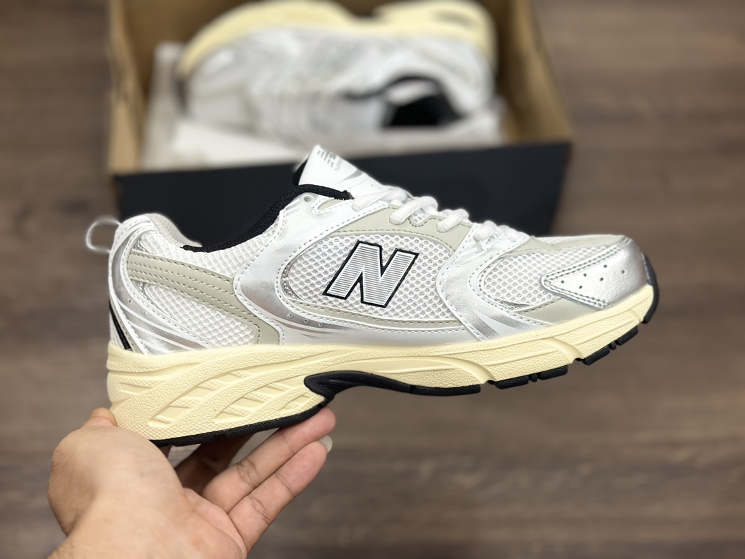 New Balance 新百伦 MR530TA复古休闲慢跑鞋 MR530TA