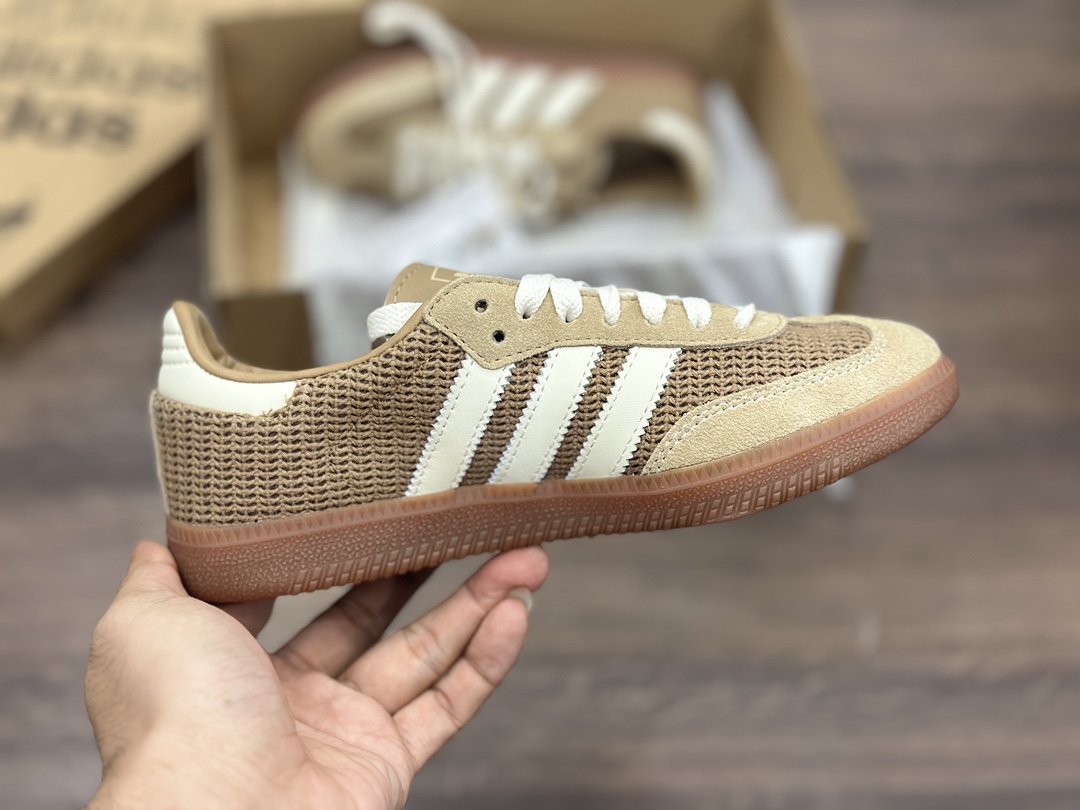 阿迪达斯Adidas originals Gazelle Indoor 沙漠黄镂空 德训低帮复古轻便休闲板鞋 IG1379