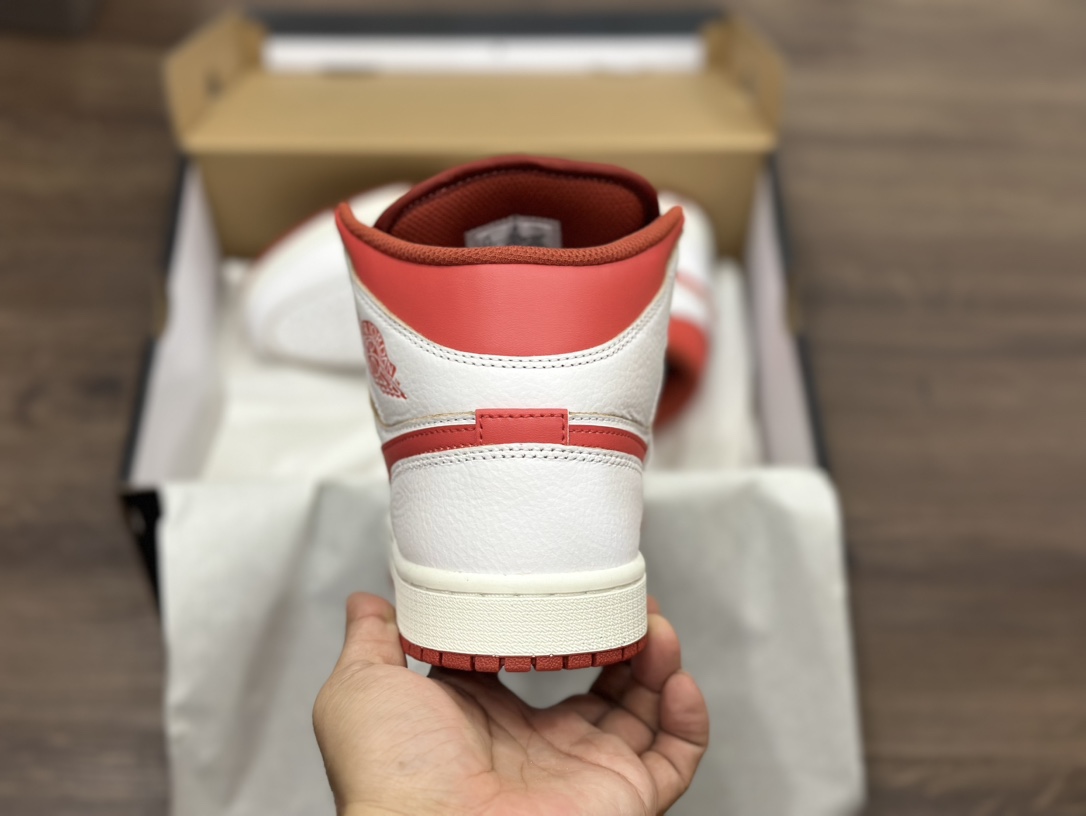 Air Jordan 1 mid AJ1 白红乔1 中帮休闲板鞋 FJ3458-160