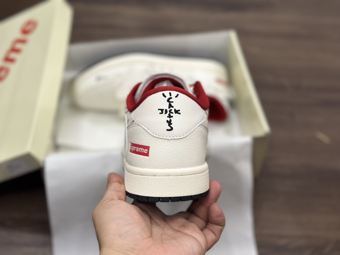 Nike Air Jordan 1 Low 倒钩 乔1低帮篮球鞋 YQ2088-671