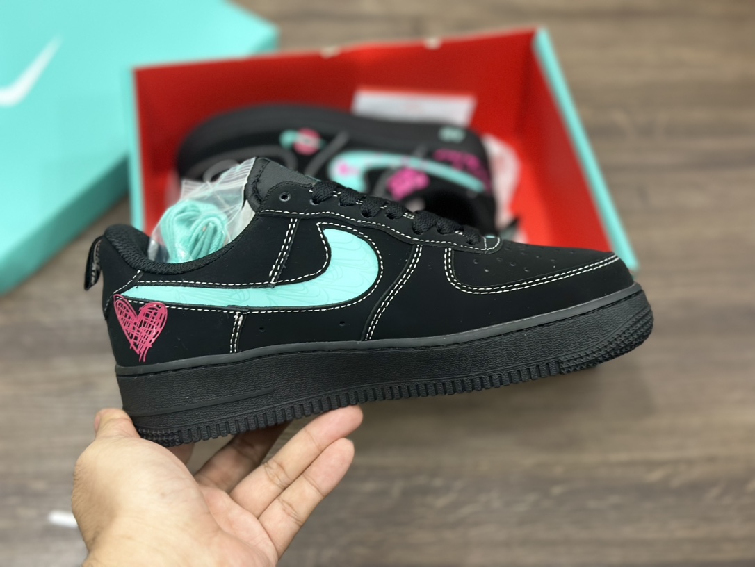 Nike Air Force 1 LOW 空军一号低帮运动鞋 FB8971-005