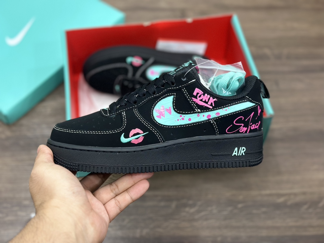 Nike Air Force 1 LOW 空军一号低帮运动鞋 FB8971-005