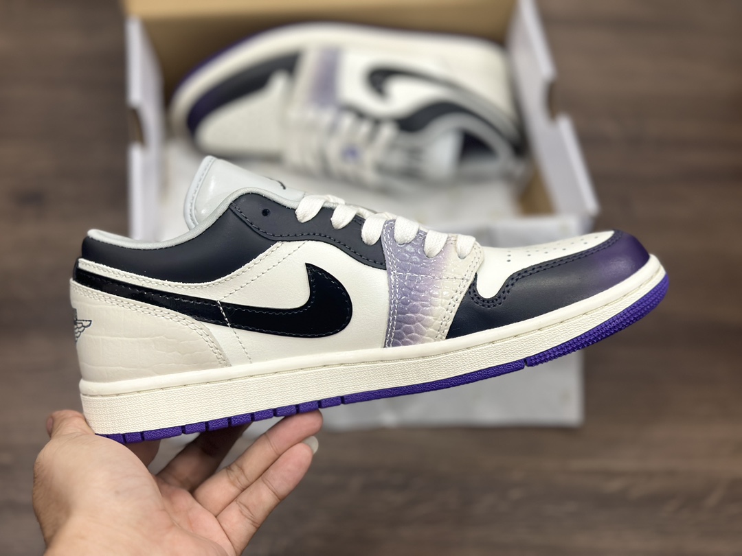 Nike Air Jordan 1 Low 白黑紫倒钩乔1低帮篮球鞋 HF5759-101