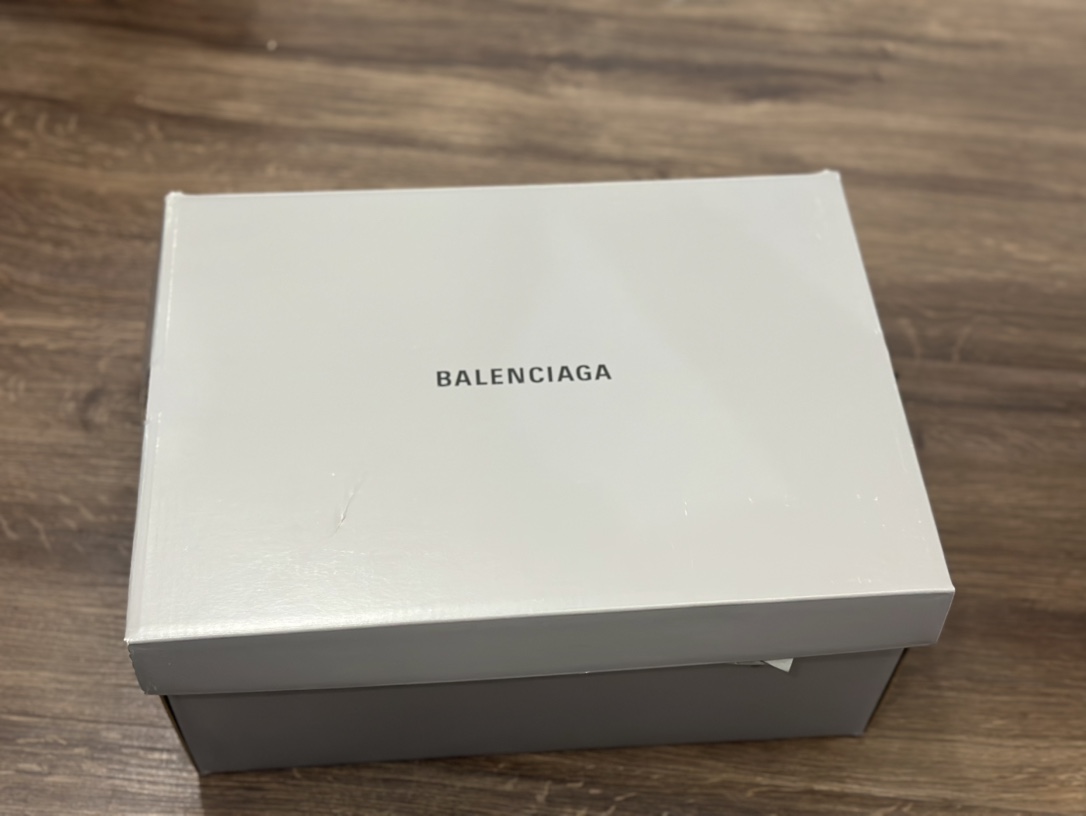 Balenciaga巴黎世家 10XL 白黄蓝