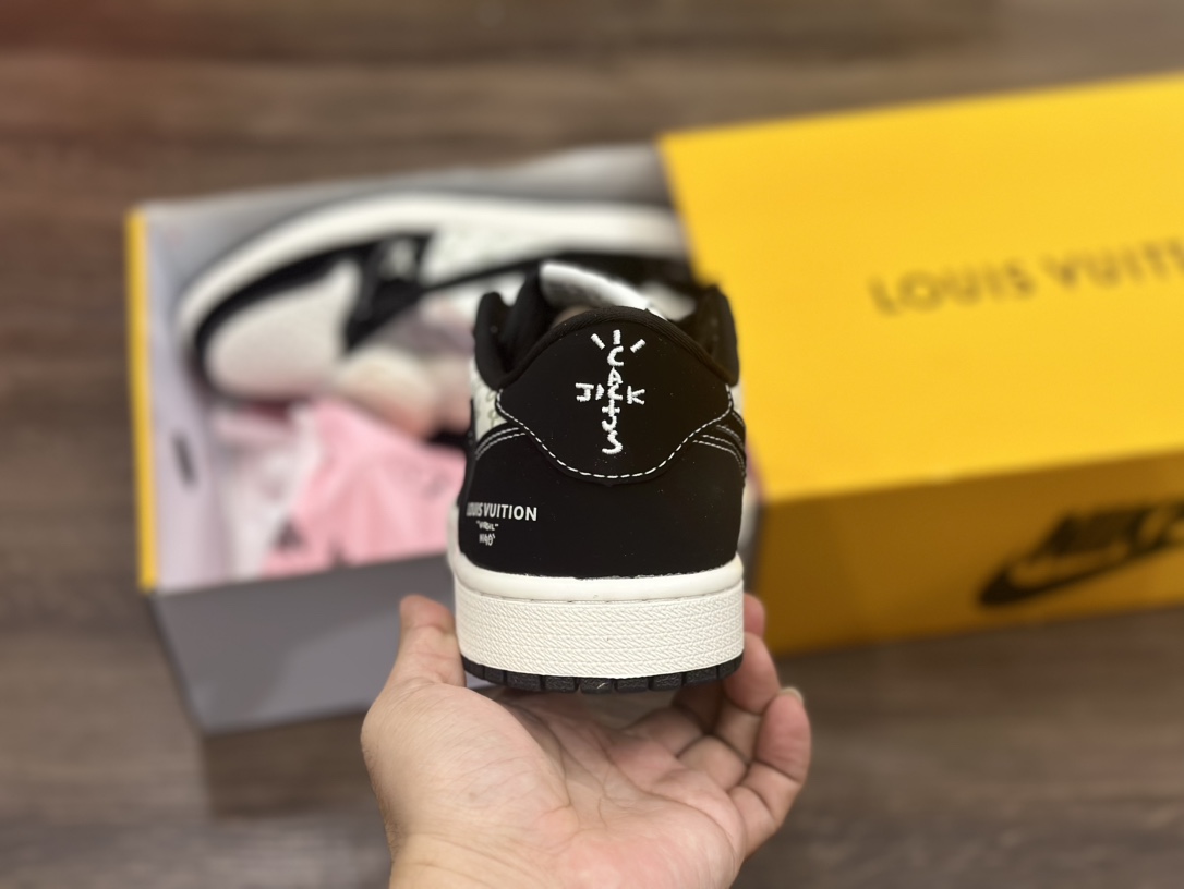 Air Jordan 1 Low 倒钩 LV 乔1低帮篮球鞋 LX1988-200