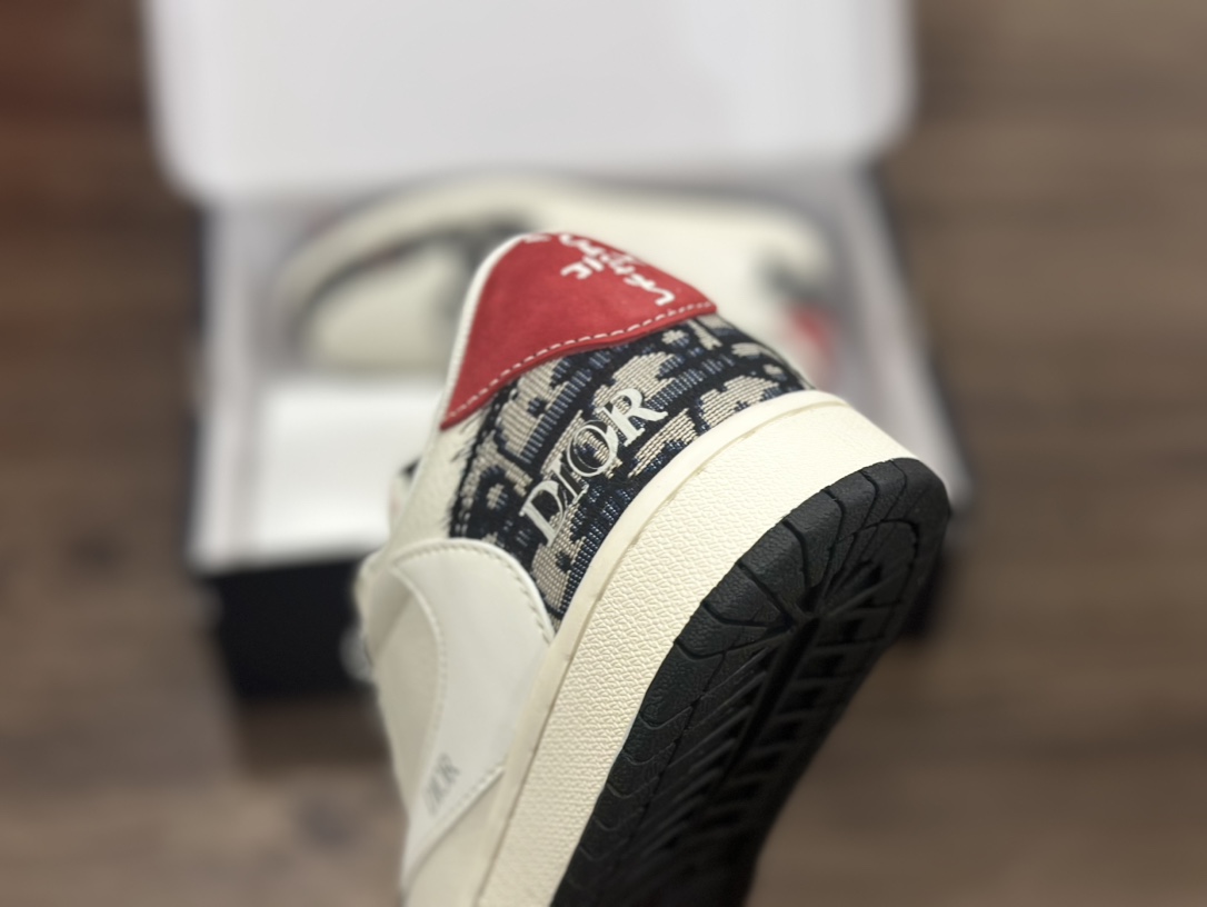 Nike Air Jordan 1 Low 迪奥 倒钩乔1低帮篮球鞋 XY2688-108