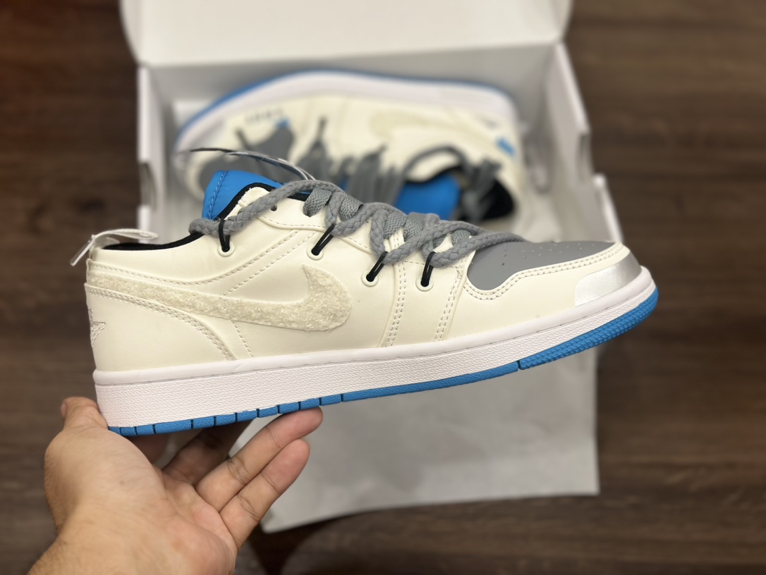 Jordan 1 Low AJ1 DIY 低帮休闲板鞋 553558-041