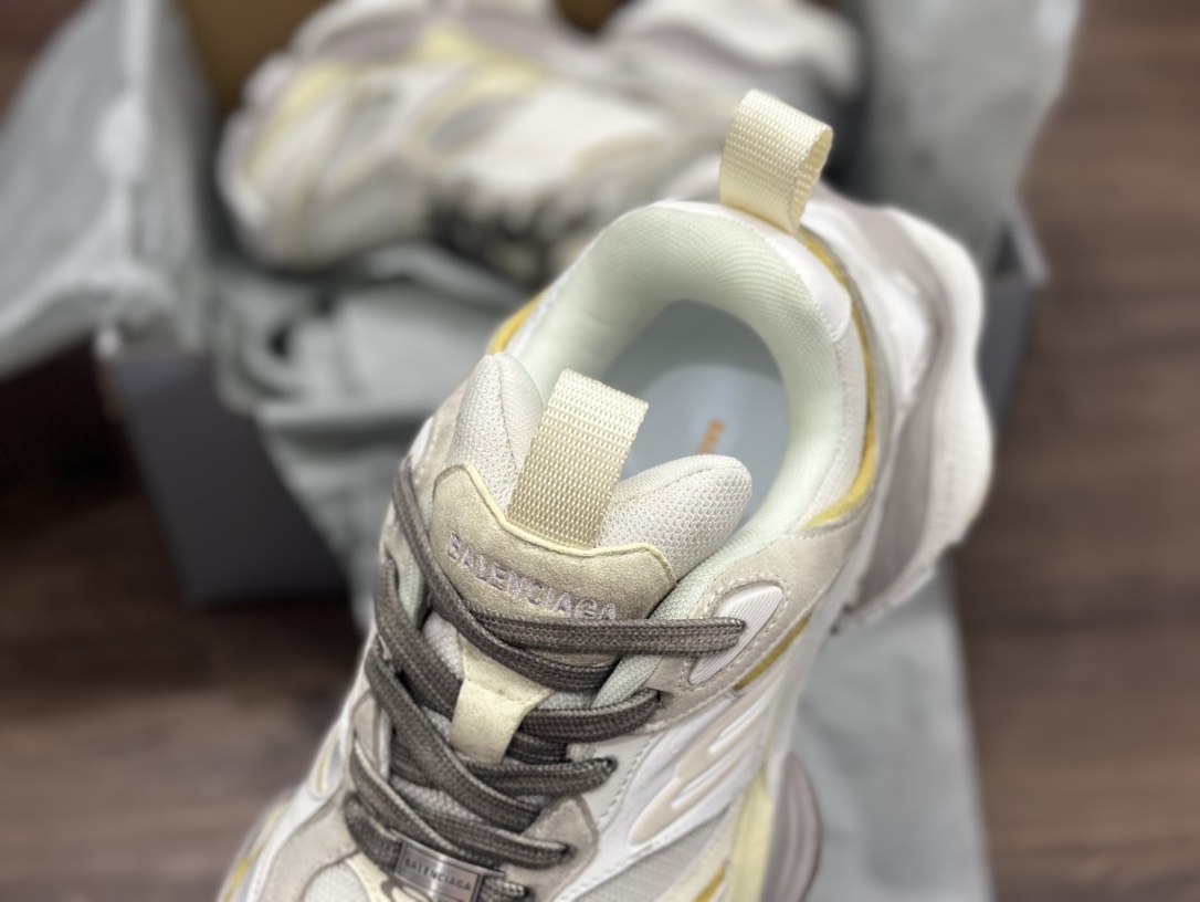 Balenciaga/巴黎世家 11代 Phantom Sneaker 3XL 时尚老爹鞋