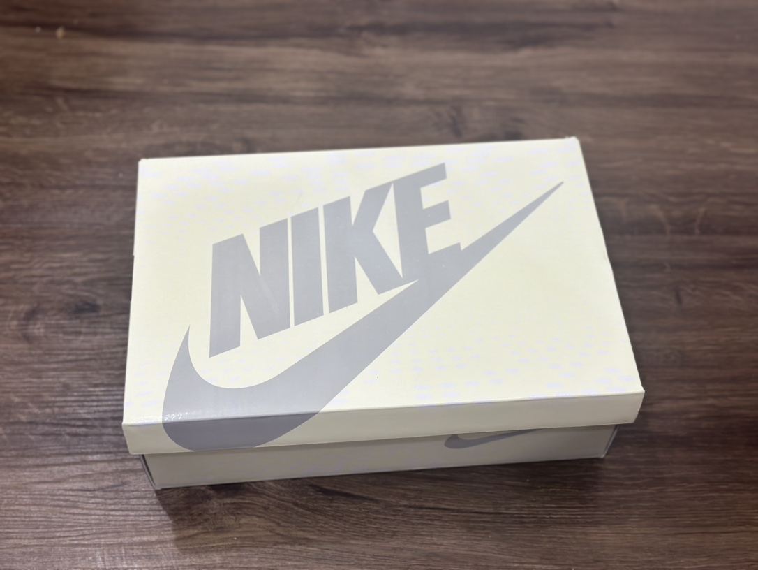 Air Jordan 1 Low AJ1 黑白绑带 低帮休闲板鞋 SJ9950-013