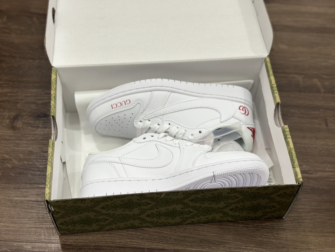 Nike Air Jordan 1 Low 白红 古驰倒钩 乔1低帮篮球鞋 LJ5188-014