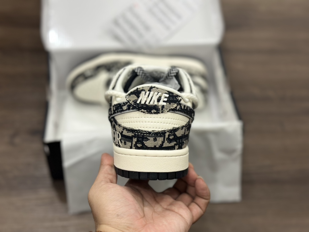 SB dunk Low 迪奥绑带 低帮休闲运动滑板板鞋 SJ2068-286