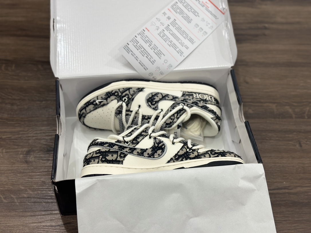 SB dunk Low 迪奥绑带 低帮休闲运动滑板板鞋 SJ2068-286