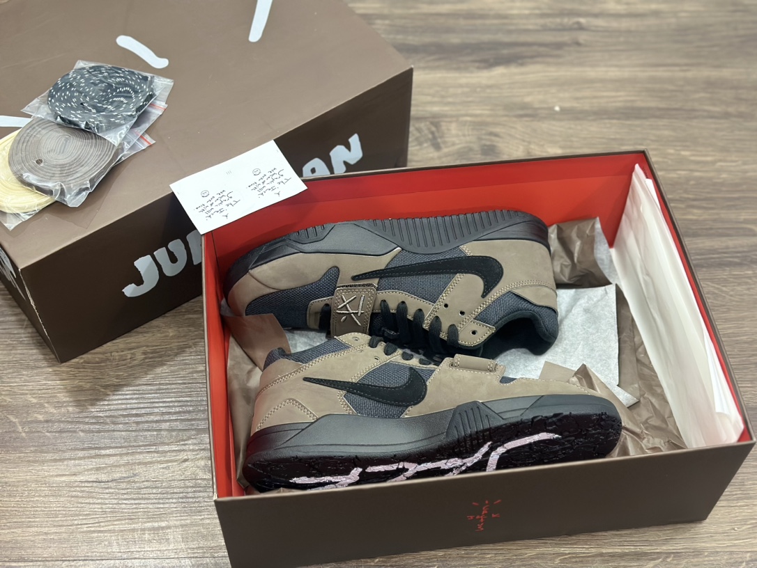 Travis Scott x Jordan Jumpman Jack TR ”University Red ”倒钩 黑棕 低帮复古篮球鞋   FZ8117-204