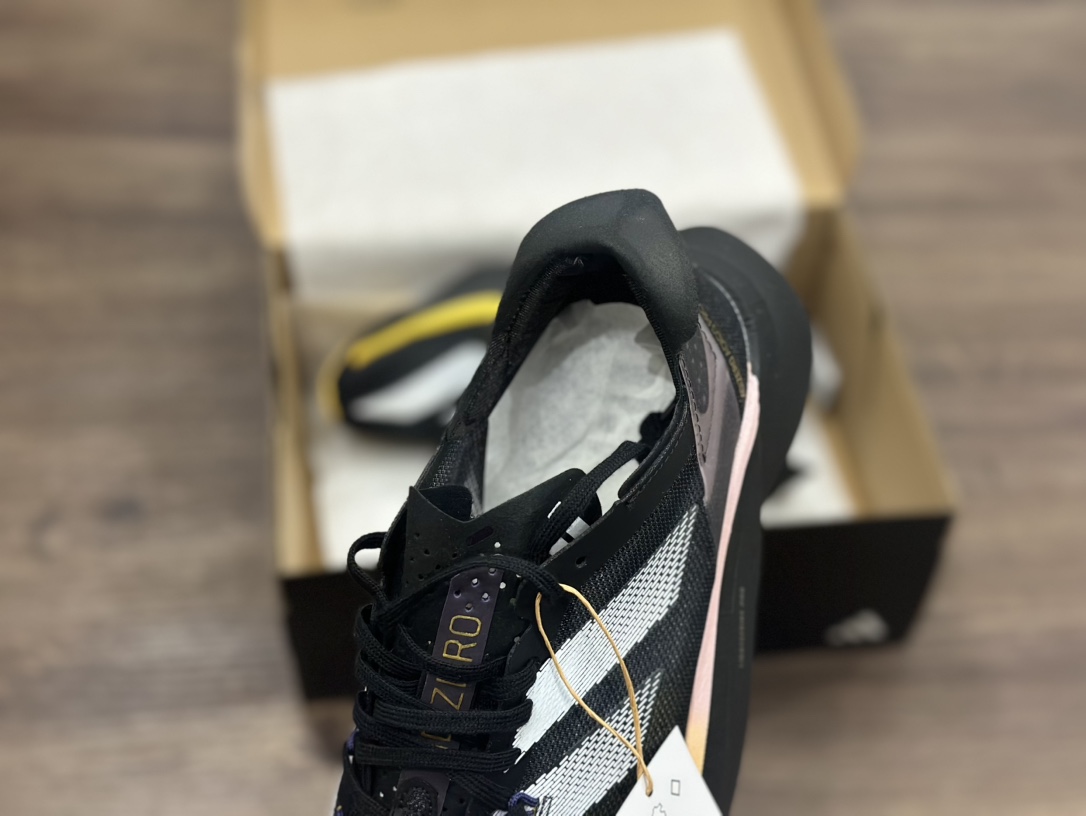 adid Adizero Adios Pro 3 舒适百搭减震防滑耐磨 低帮 碳板 马拉松跑步鞋  IG6431