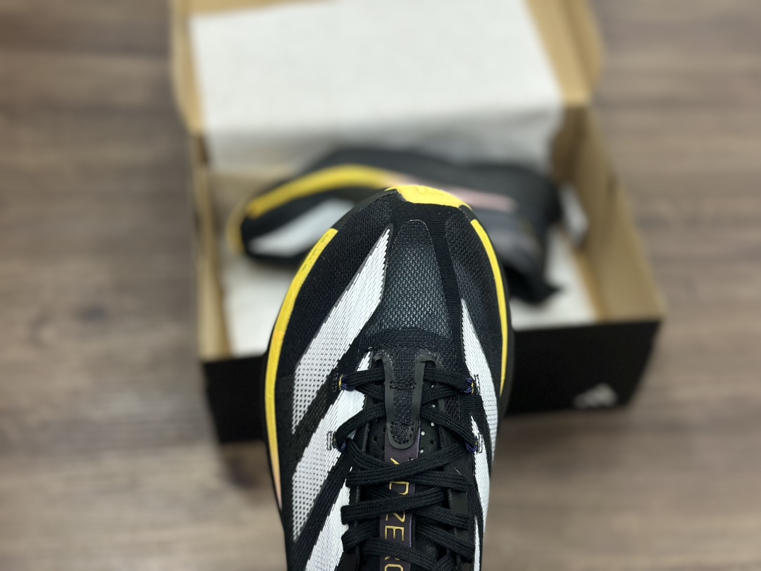 adid Adizero Adios Pro 3 舒适百搭减震防滑耐磨 低帮 碳板 马拉松跑步鞋  IG6431