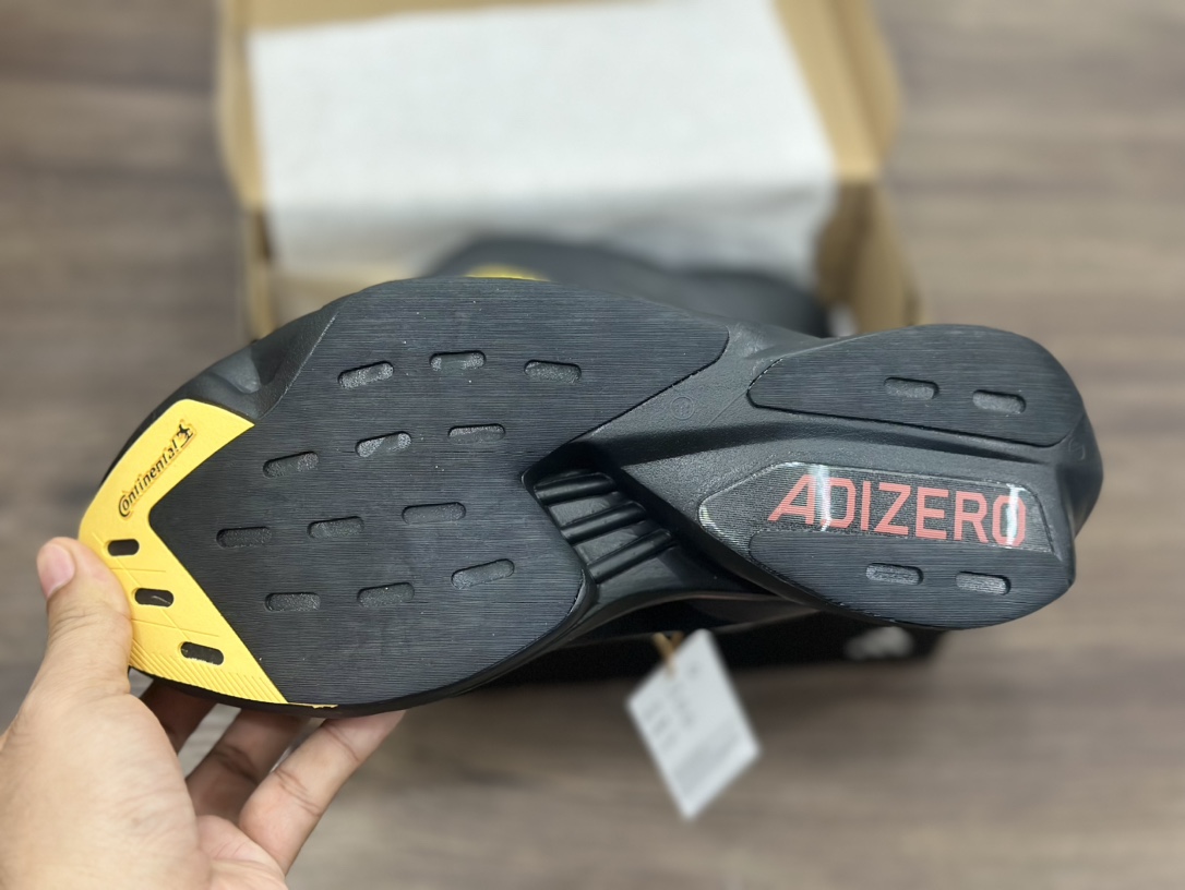 adid Adizero Adios Pro 3 舒适百搭减震防滑耐磨 低帮 碳板 马拉松跑步鞋  IG6431