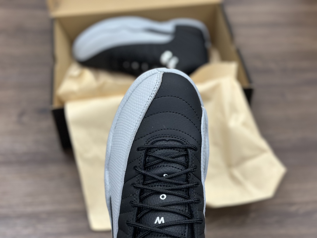 Air Jordan 12 ”Wolf Grey” AJ12 乔丹12代黑灰色 CT8013-010