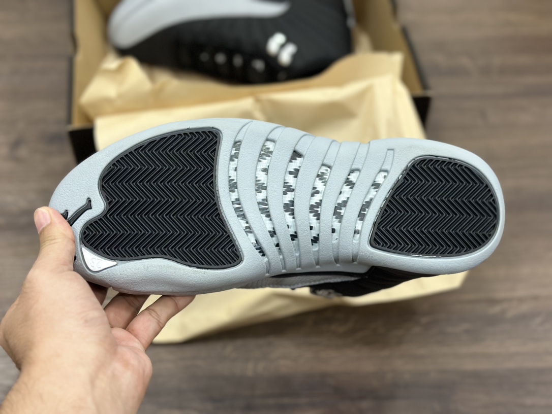 Air Jordan 12 ”Wolf Grey” AJ12 乔丹12代黑灰色 CT8013-010