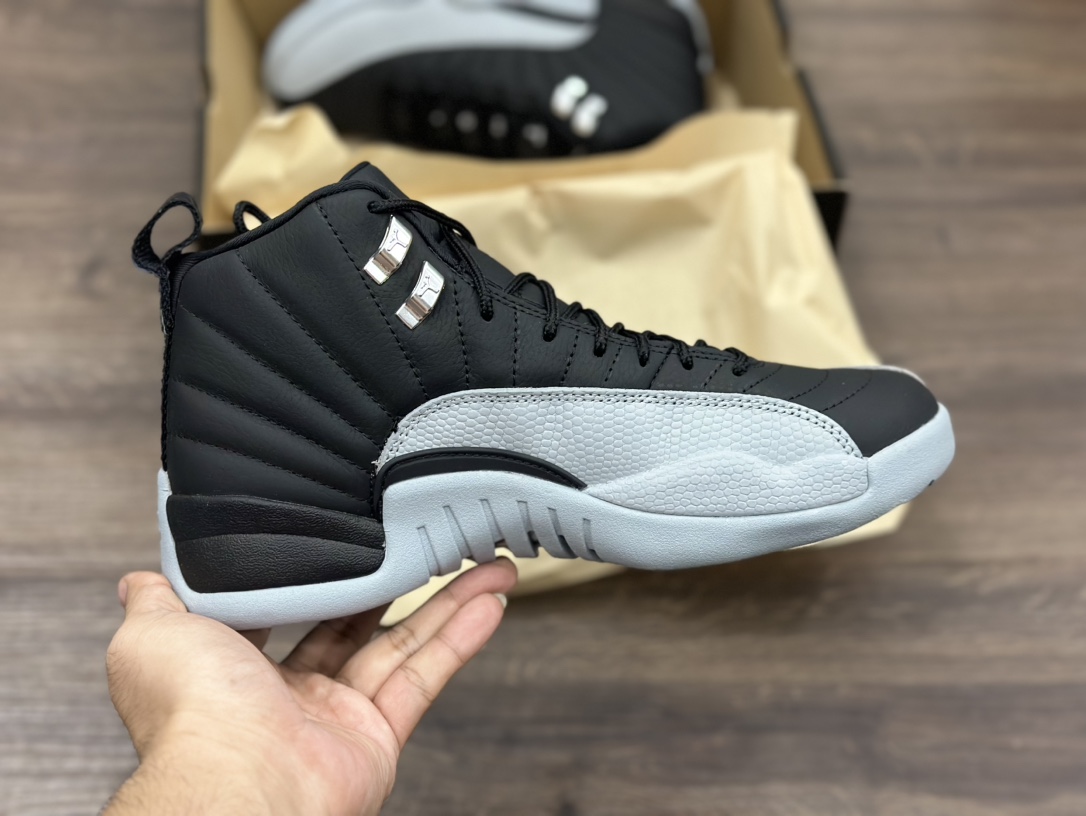 Air Jordan 12 ”Wolf Grey” AJ12 乔丹12代黑灰色 CT8013-010