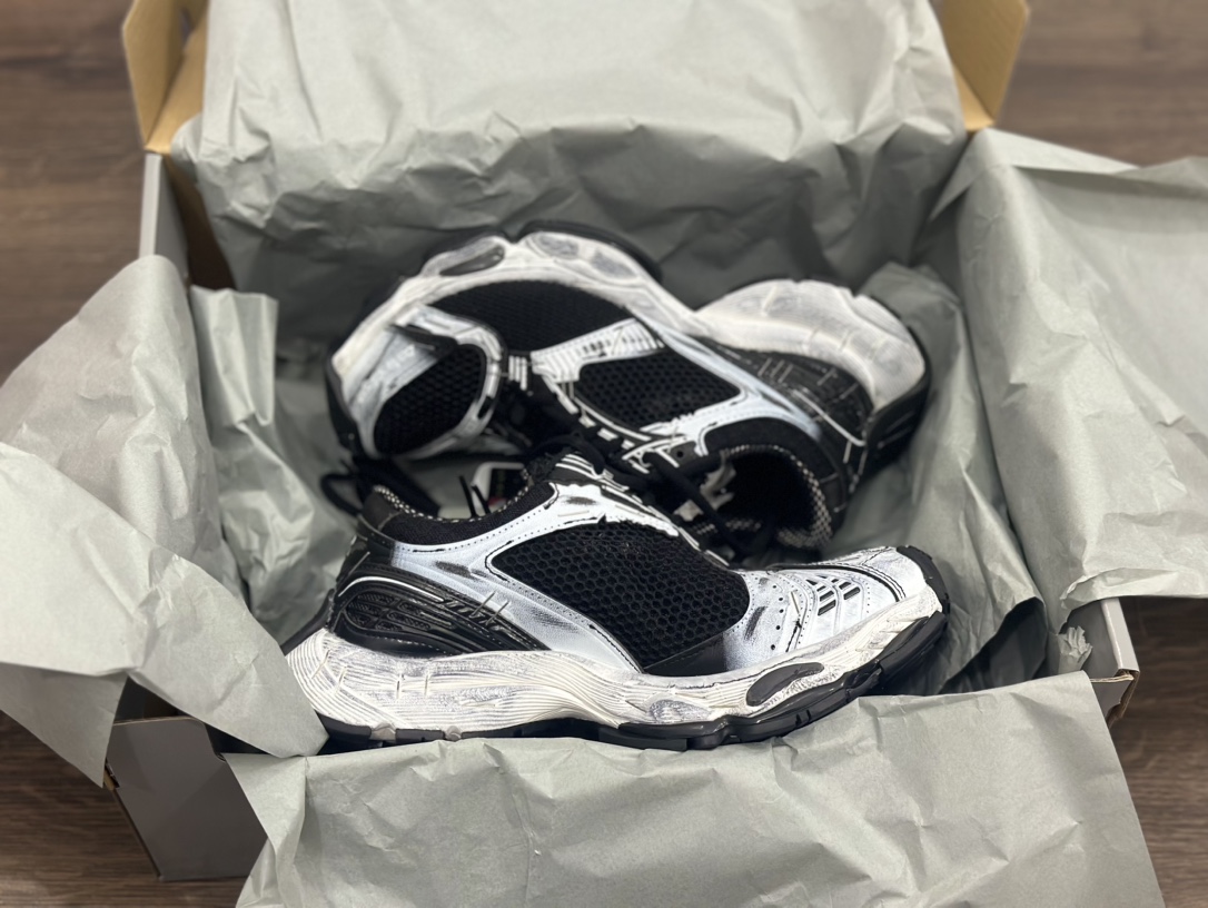 BALENCIAGA Stapler Sneakers 巴黎世家订书机鞋网布系带低帮走秀复古老爹鞋