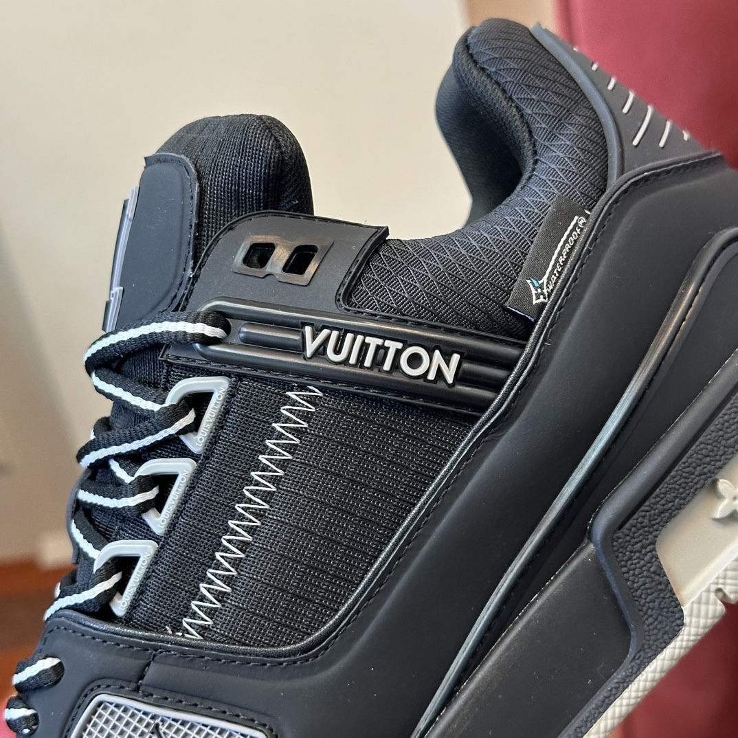 Louis Vuitton Louis Vuitton LV Trainer #54系列 运动鞋欧洲代购1W 购入