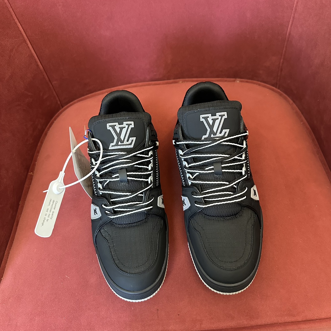 Louis Vuitton Louis Vuitton LV Trainer #54系列 运动鞋欧洲代购1W 购入