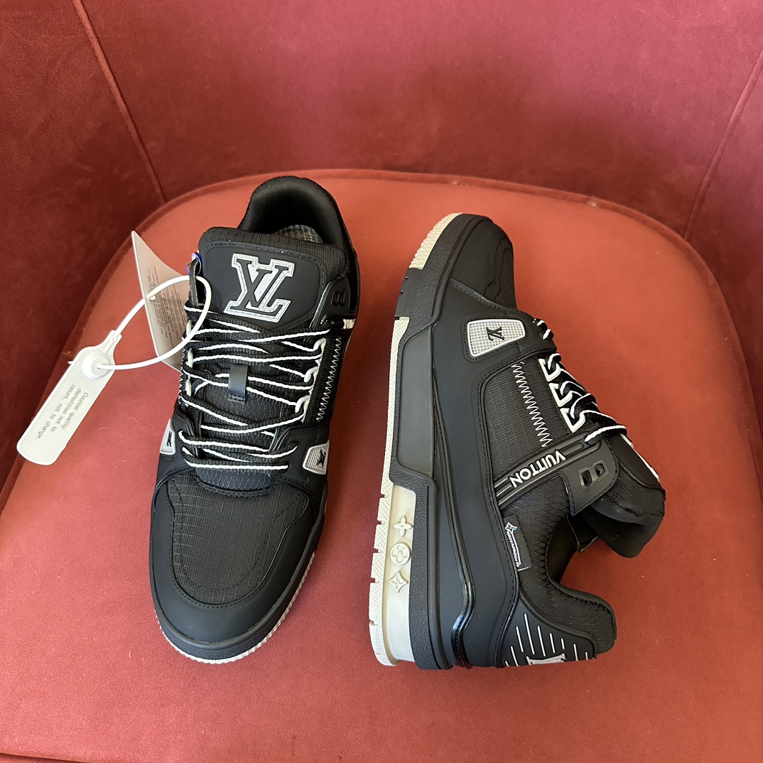 Louis Vuitton Louis Vuitton LV Trainer #54系列 运动鞋欧洲代购1W 购入