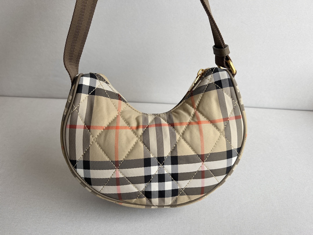 Burberry Advanced details!!
