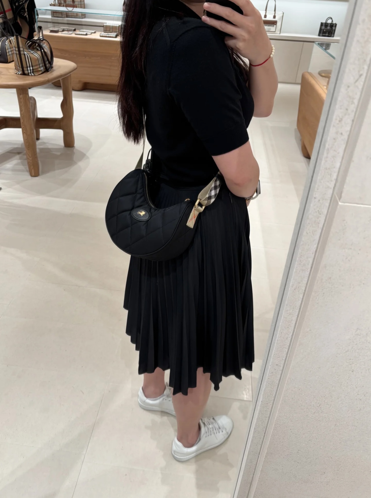 Burberry Upper body reference!