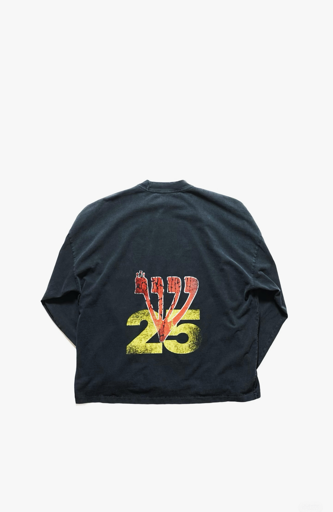 RRR-123 'Holy Motor' Capsule Washed Black Long Sleeve T-Shirt 4 i1757780777170 4091 0 2