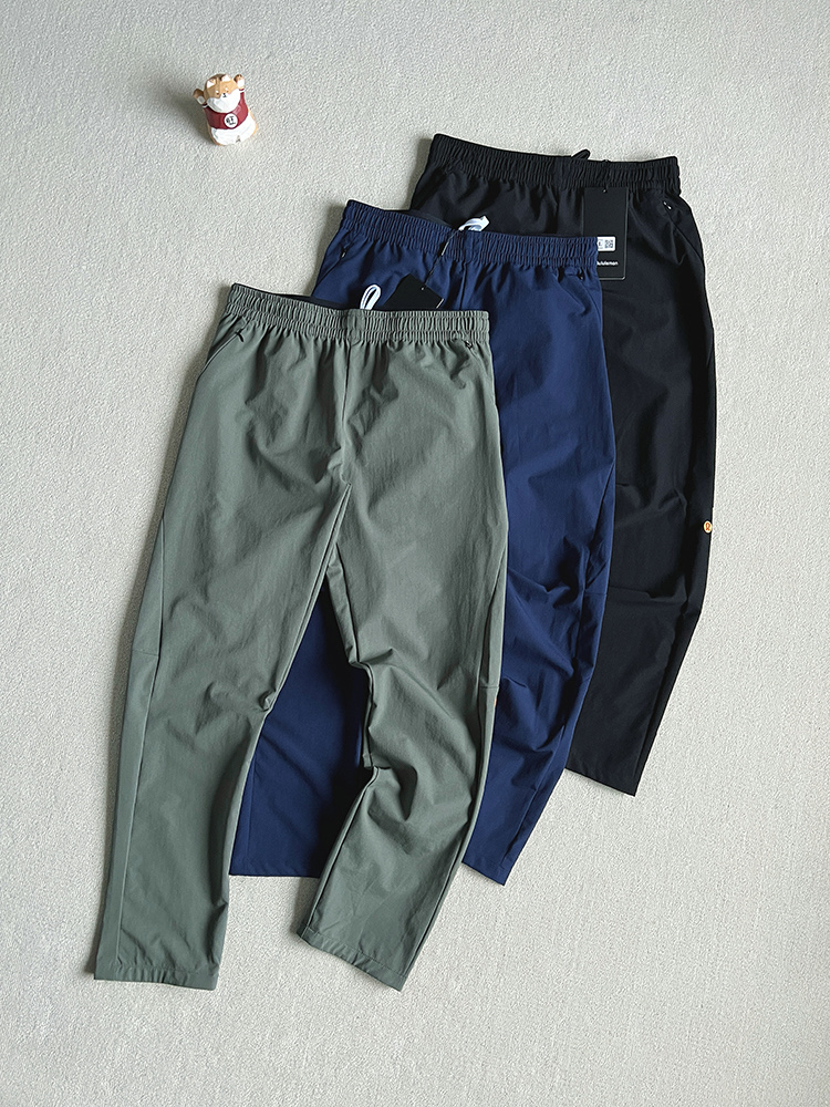 Lulu Men's Bottoms Lululemon ® athletica logo Lulu Men's Bottoms yoga