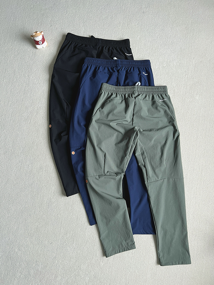 Lulu Men's Bottoms Lululemon ® athletica logo Lulu Men's Bottoms yoga