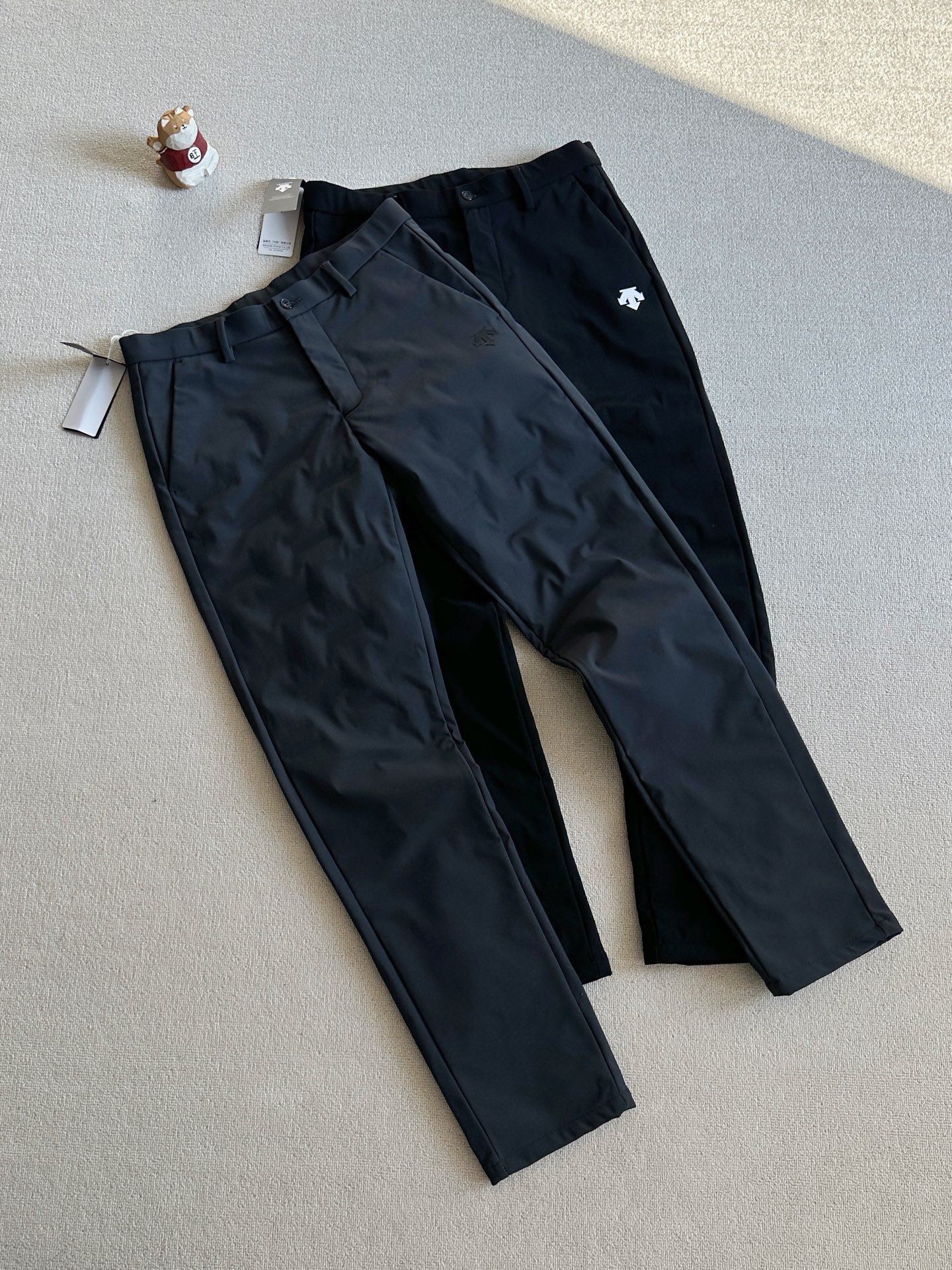 _dvn9sDC-pUAEQAqf2zGTr3DarluDcg1JXiExLEA