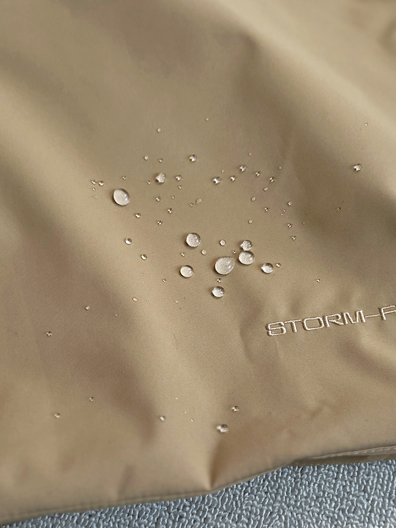 _dkI9sESsWhg8mEGQpD0DNJbLd8wbOdMwPfTsL2w