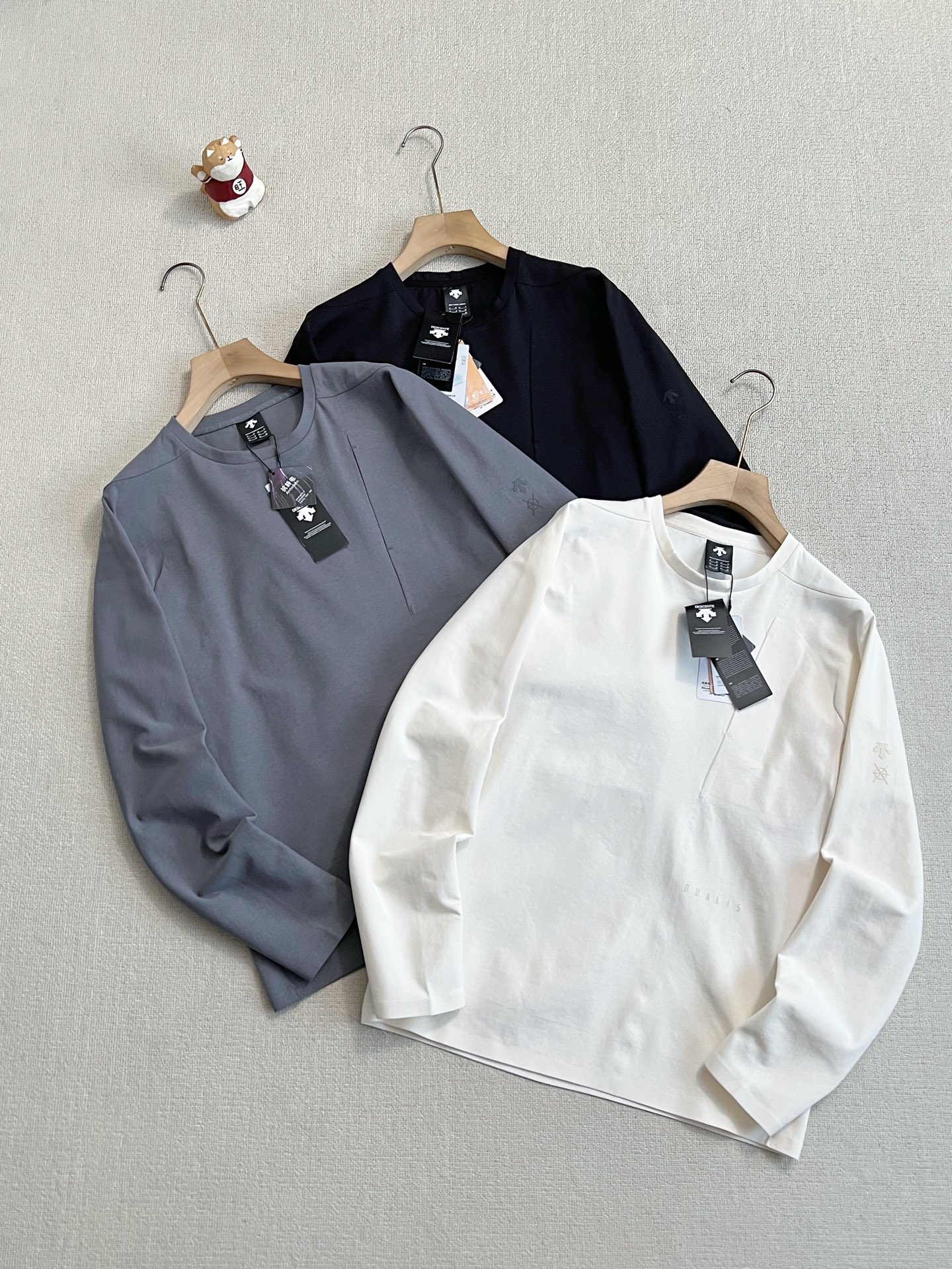 _det9sObS-W0krTkJ7LkJbYD0ddTe5AV_MmrUG2w