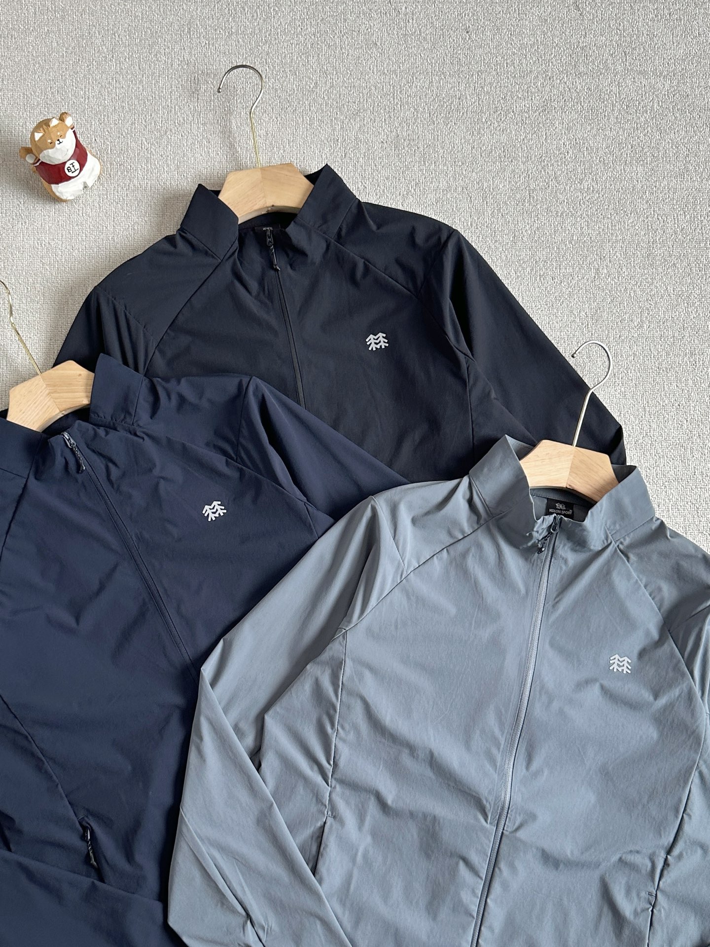 Alternative view of Jacket 04106 01214