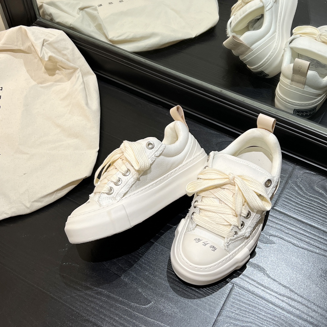 P625x VESSEL NOUGAT CLASSIC: Soft and Stylish Shoes with Unique Design - 图片 2