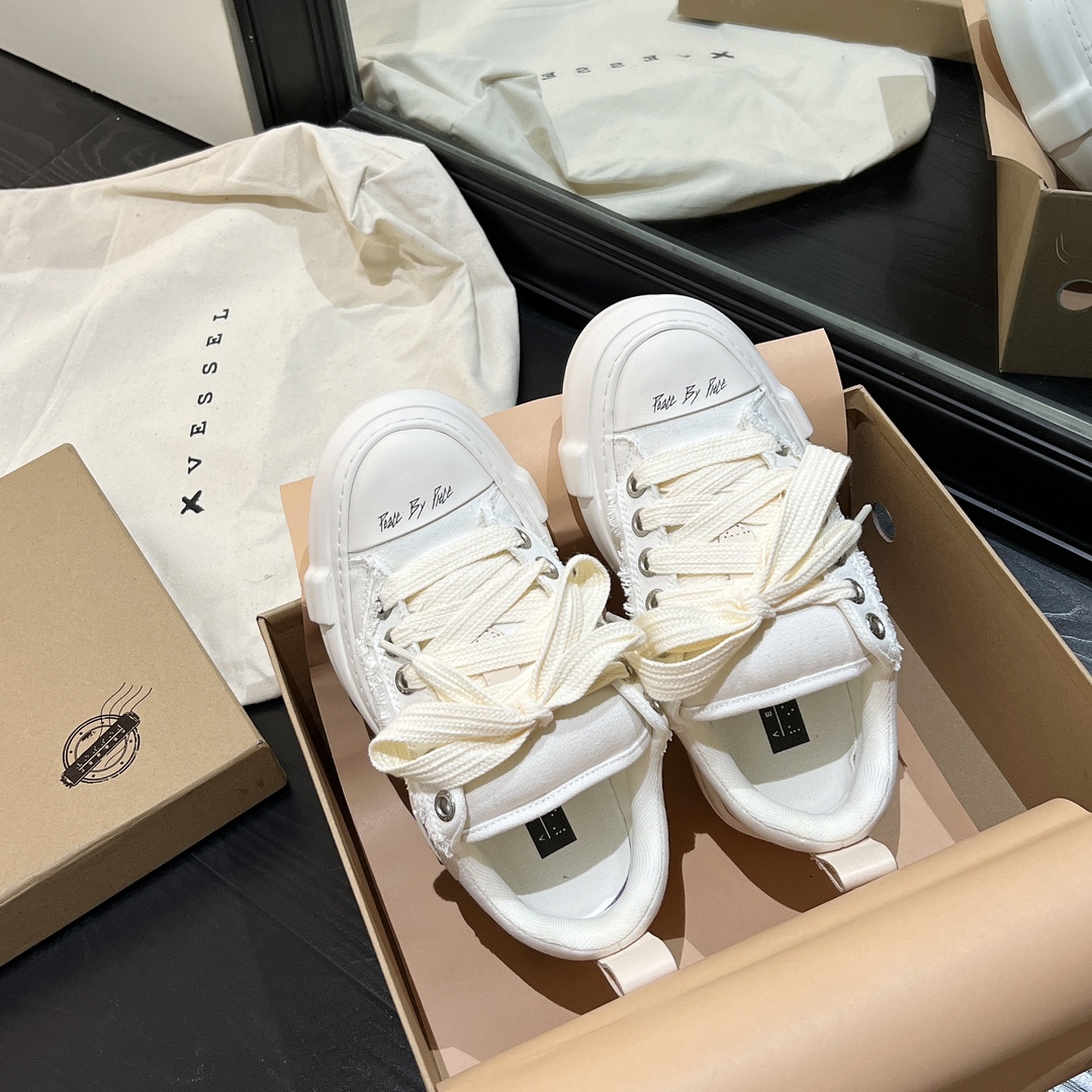 P625x VESSEL NOUGAT CLASSIC: Soft and Stylish Shoes with Unique Design - 图片 3