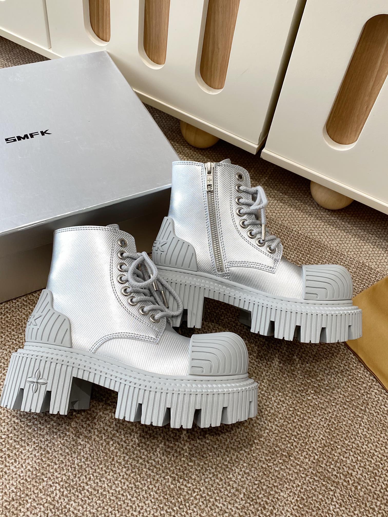 “672SMFK 25ss Martin’s New Boots: US Government Approval, Northwest Treasures, Size 35-40” - 图片 8