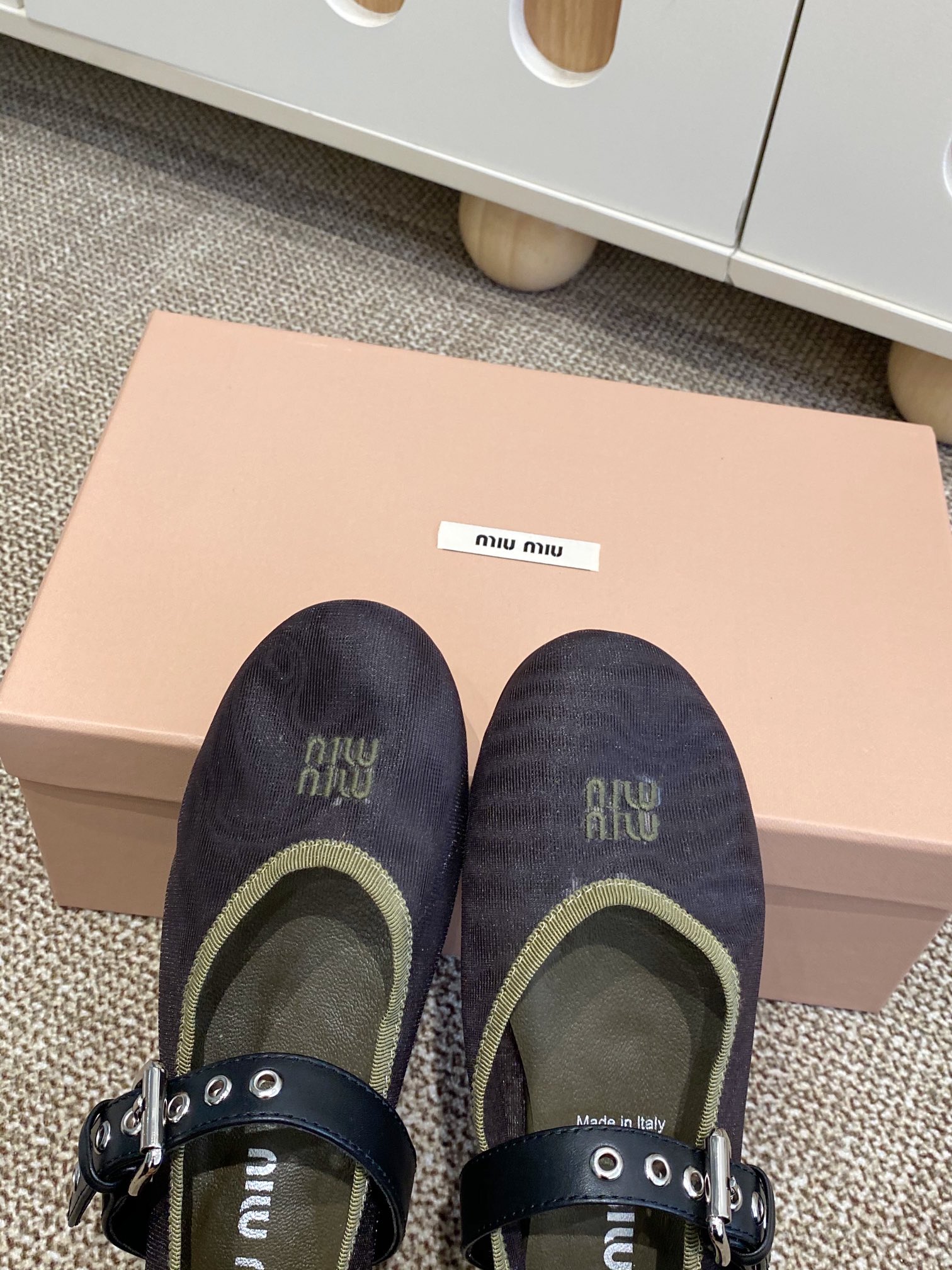 MiuMi Holiday Series Net-Covered Mary Jane Shoes with Sheep-Skin Insole – Size 35-40 - 图片 5