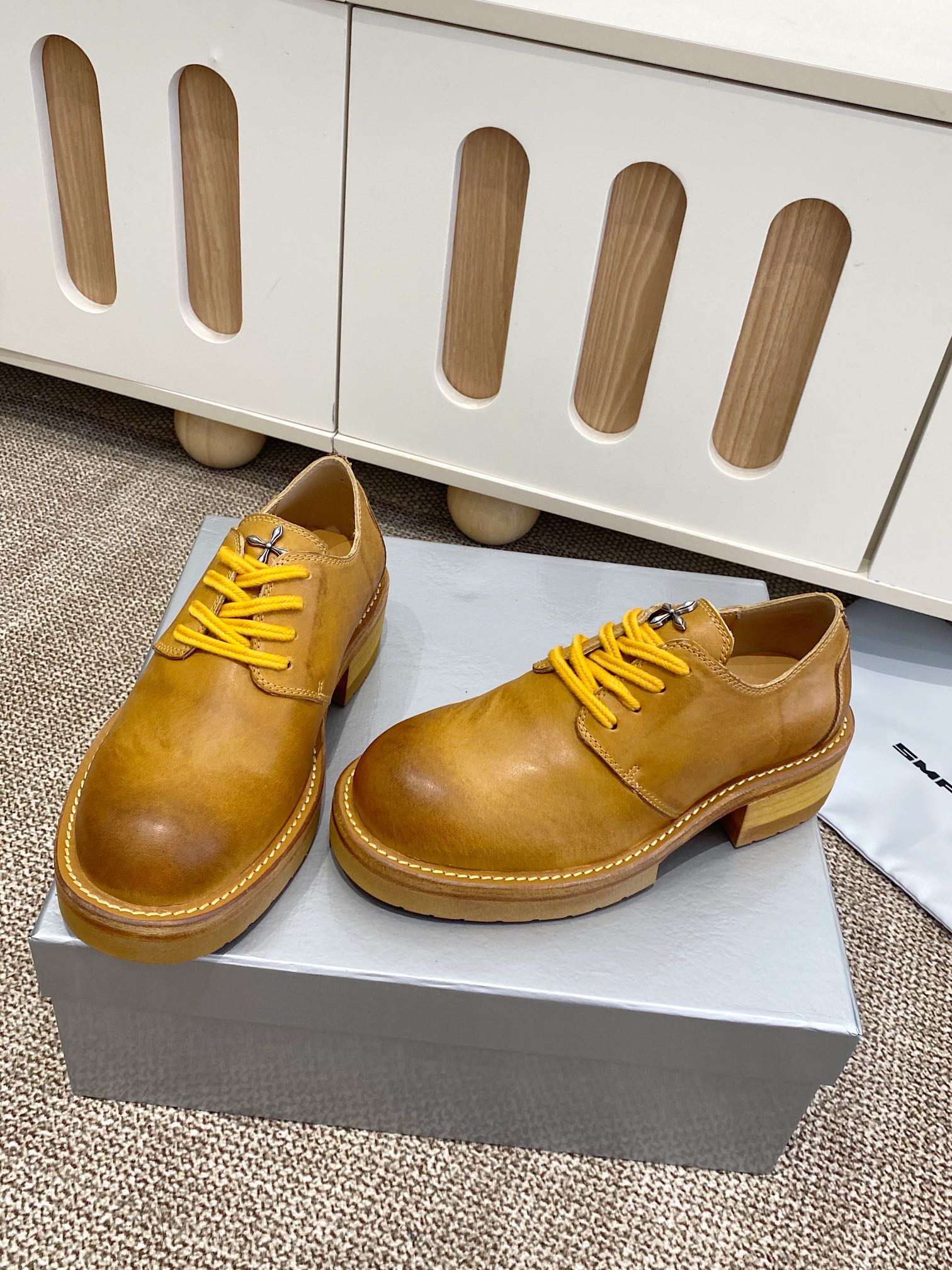 Tod's Classic Luxury Leather Shoe Loafer Ref 5