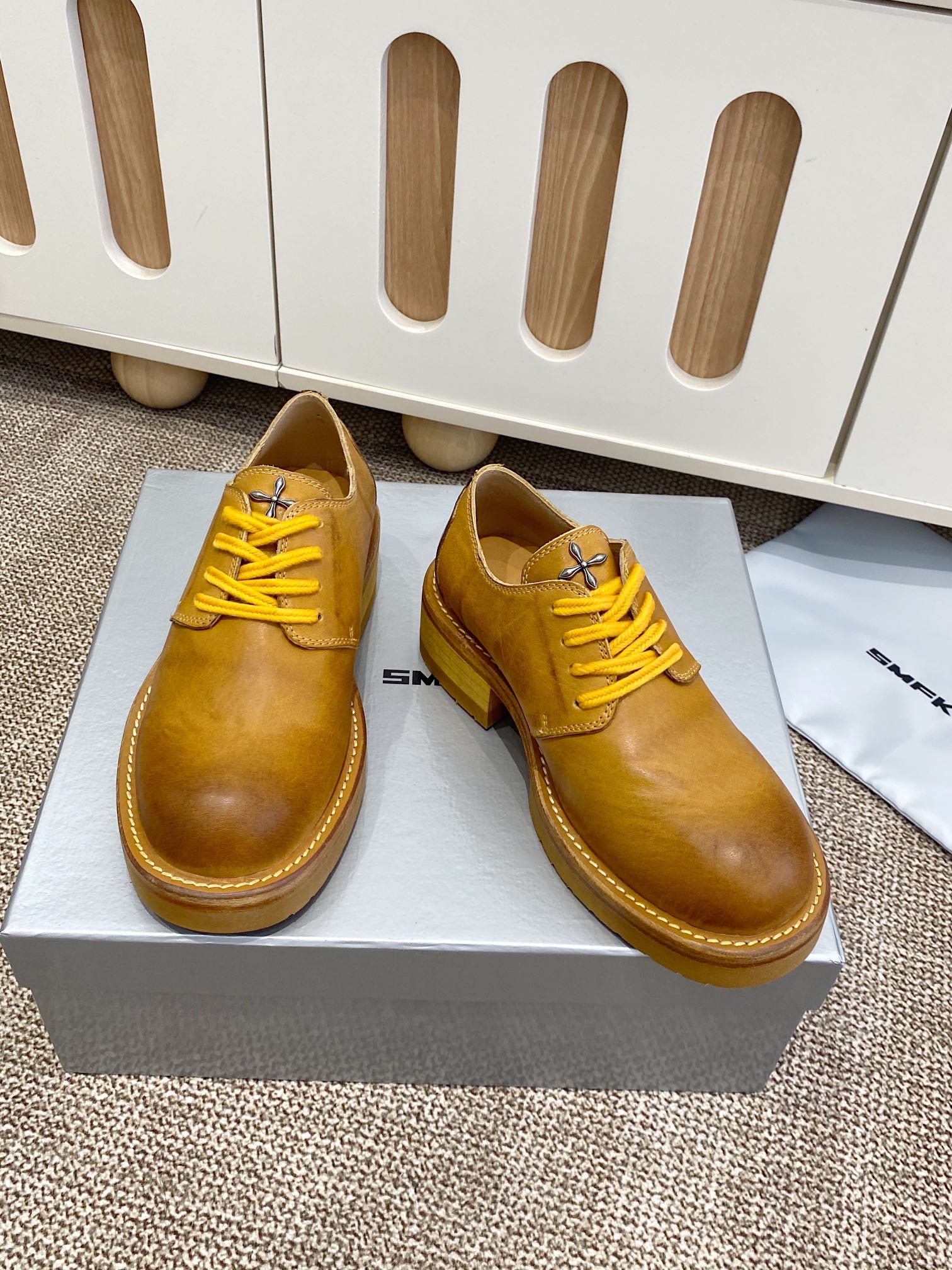 Tod's Classic Luxury Leather Shoe Loafer Ref 2