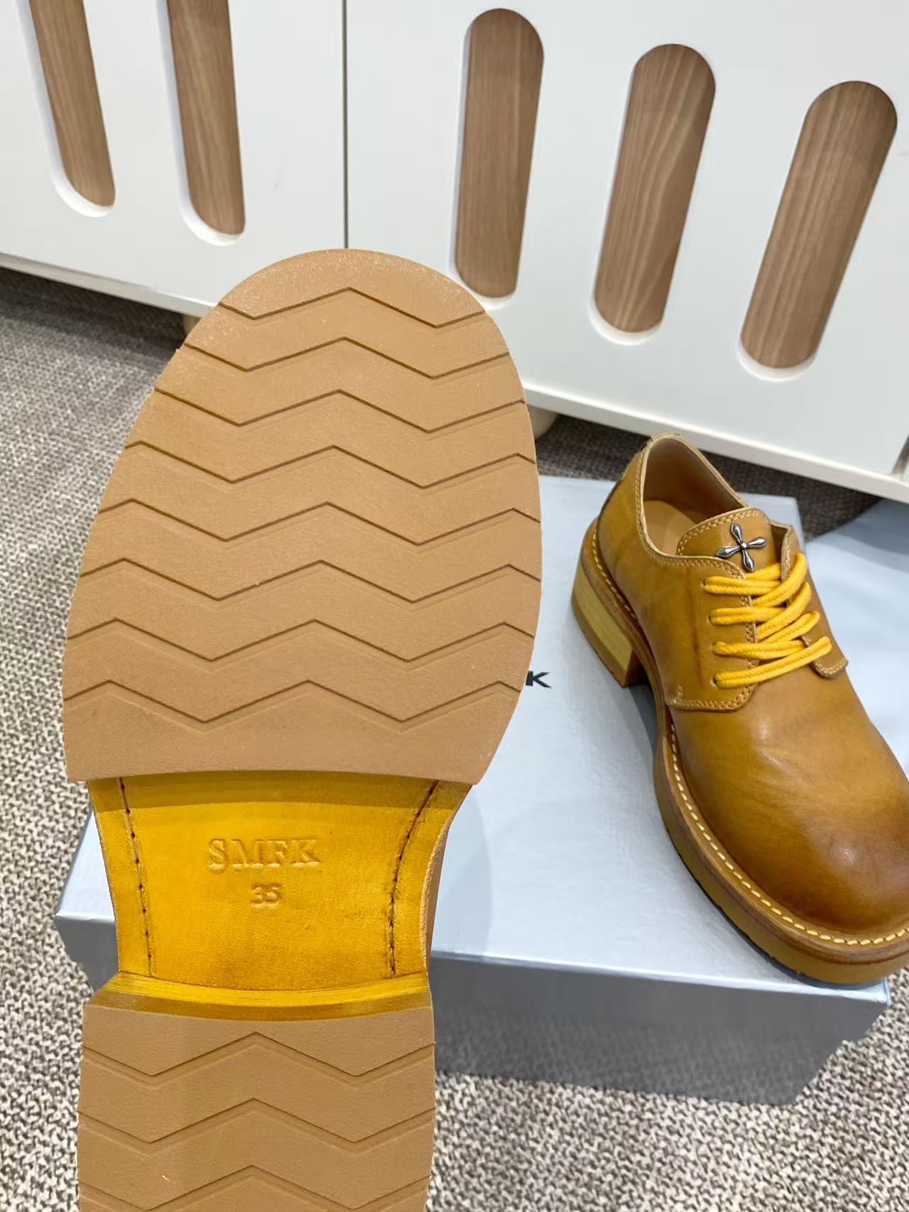 Tod's Classic Luxury Leather Shoe Loafer Ref 9