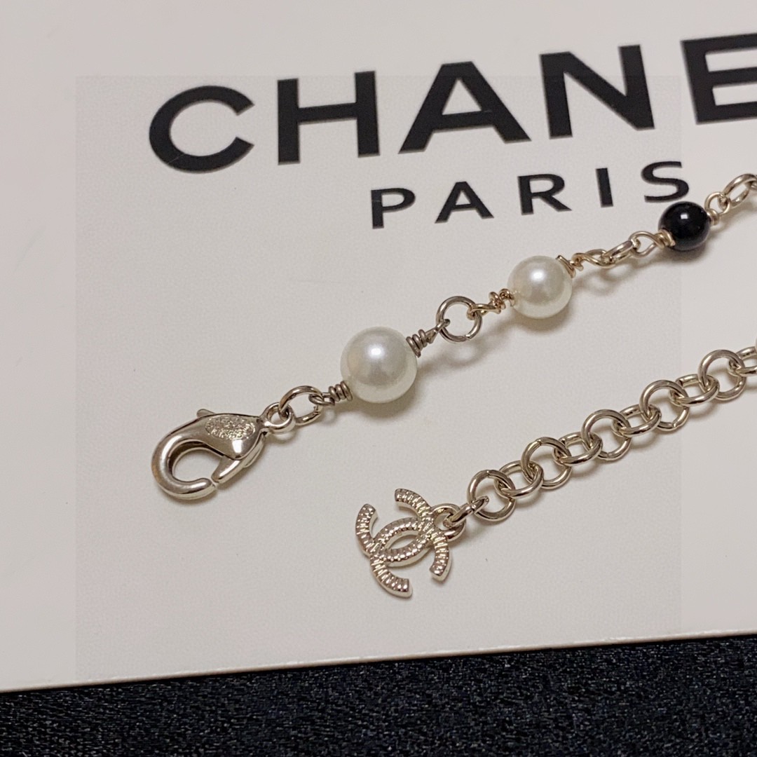 小红书火爆新款香奈儿Chanel高版本最新款双C珍珠狮子️长款毛衣链项链叠戴更加好看超个性百搭款特别特别