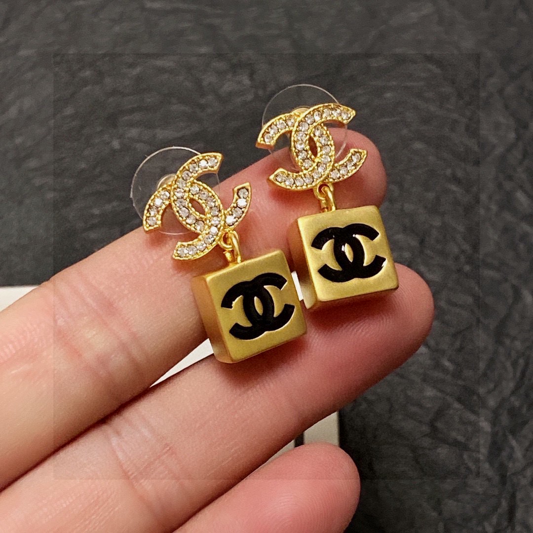 Chanel Joyas Pendiente Amarillo Incrustados con diamantes 925 plata Latón