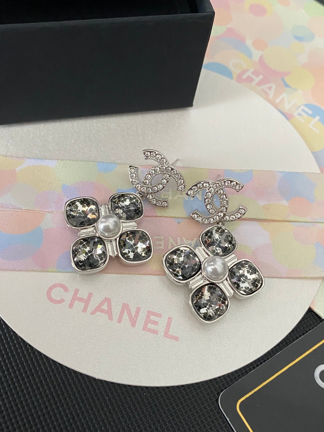 Chanel Joyas Pendiente